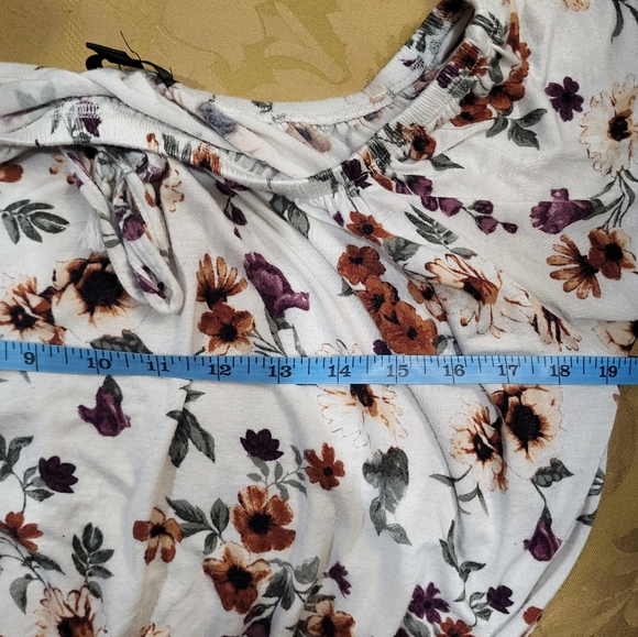 Floral Off-Shoulder Smocked Waisted Women's Peasant Top - Picture 5 of 8